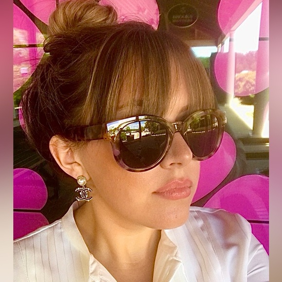 Meet your Posher, Kimberly - Picture 2 of 5